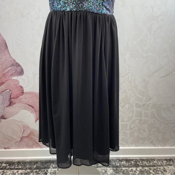 Torrid Black Sequin Chiffon Skater Midi Dress Size 18 NWT - Picture 3 of 13